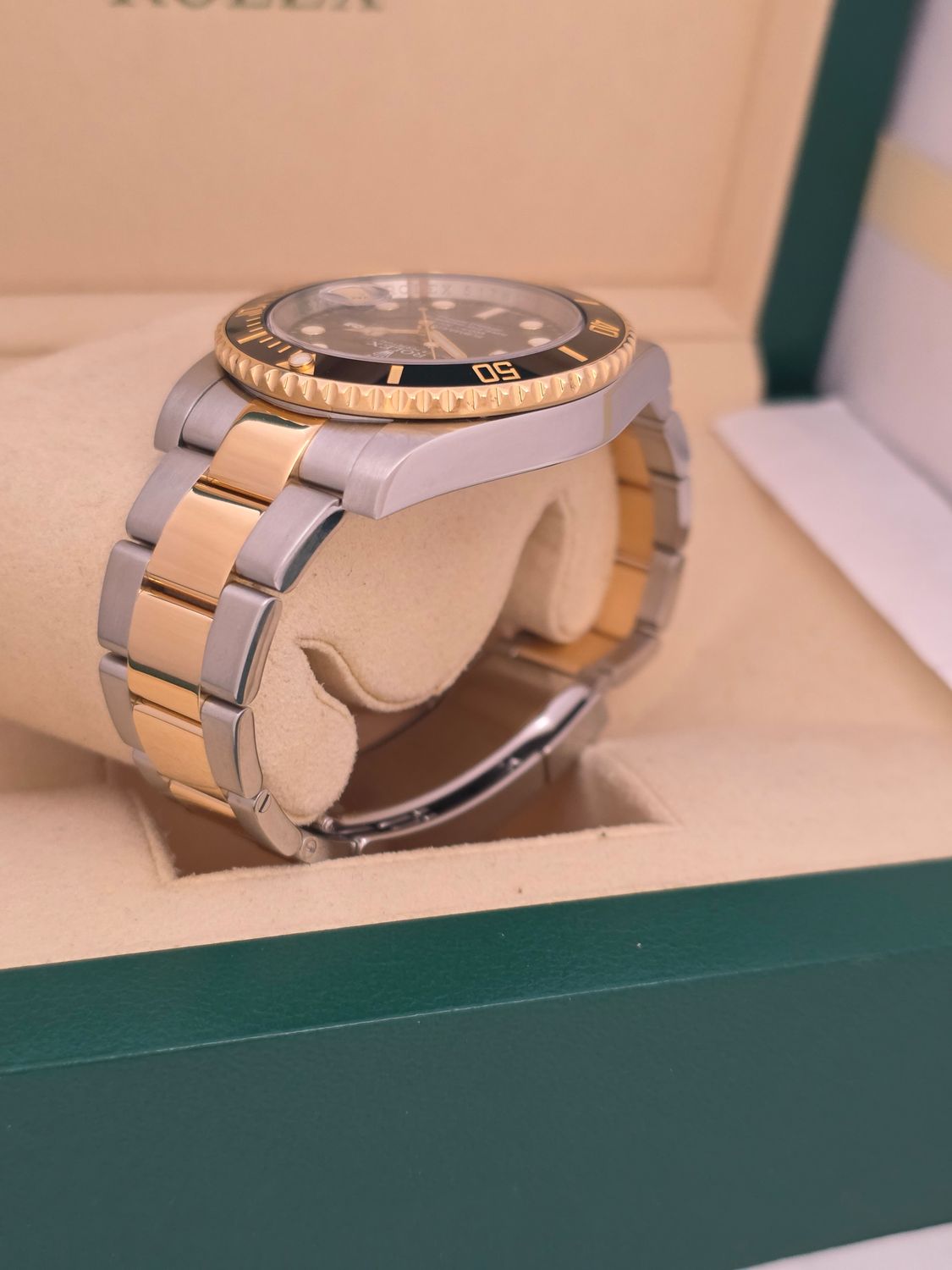 Rolex Submariner Date Watch, Ref 116613LN - 2012 Box &amp; Papers