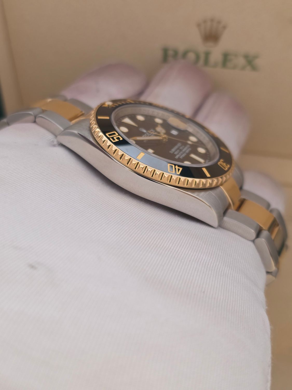Rolex Submariner Date Watch, Ref 116613LN - 2012 Box &amp; Papers