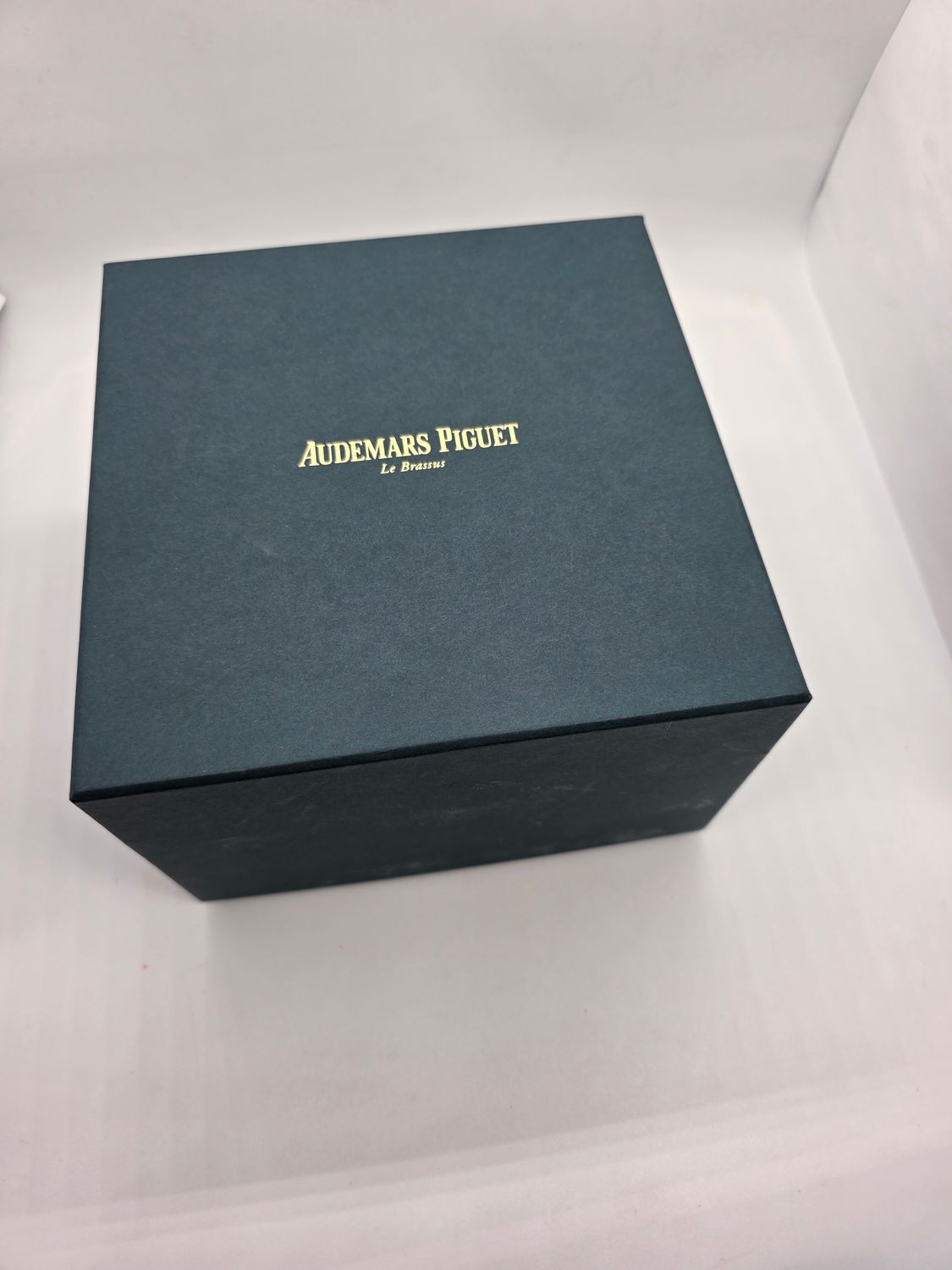 Audemars Piguet Royal Oak Silver Toned Dial, 15510ST.OO.1320ST.08, 2025 Full Set