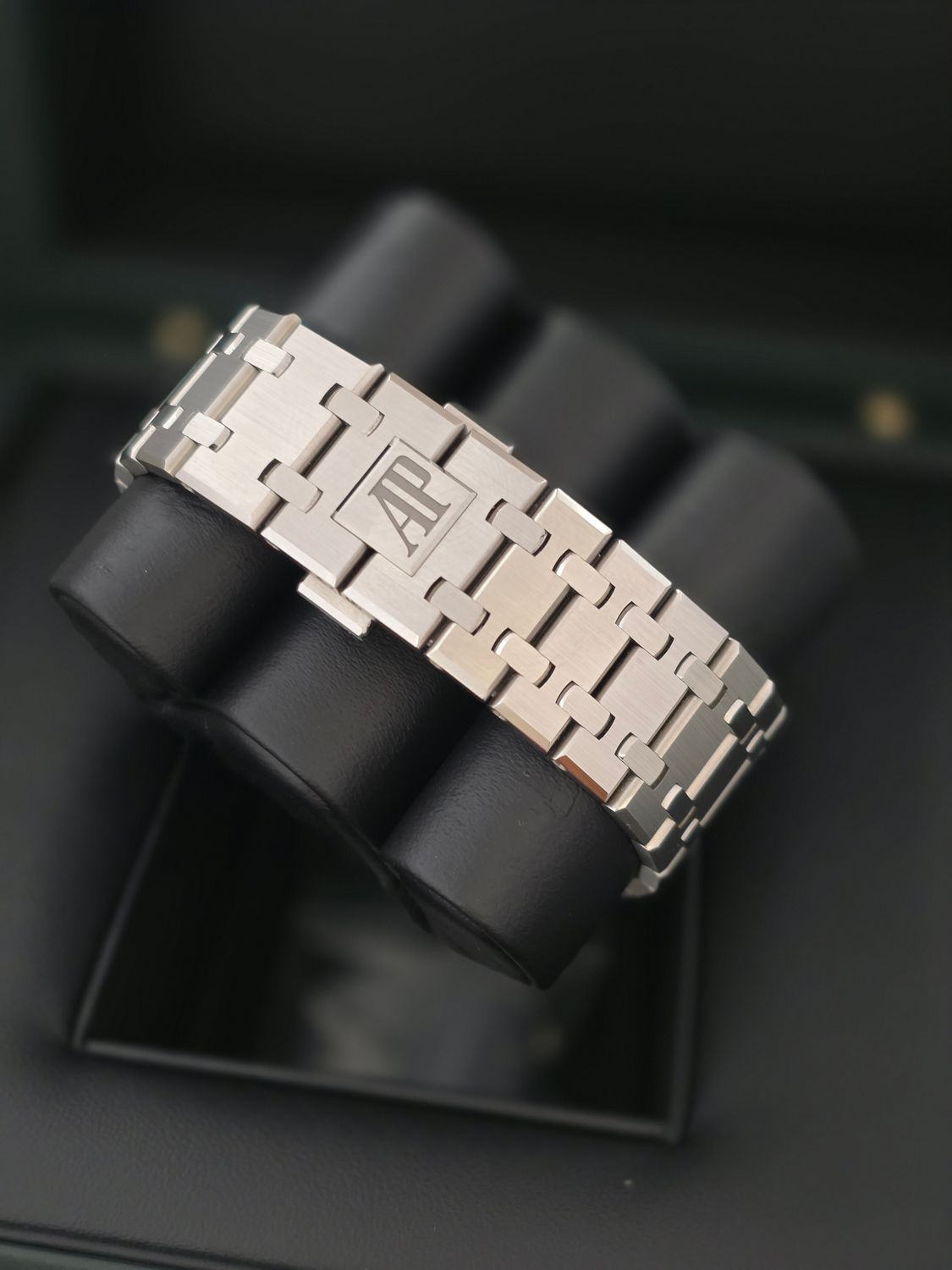 Audemars Piguet Royal Oak Silver Toned Dial, 15510ST.OO.1320ST.08, 2025 Full Set