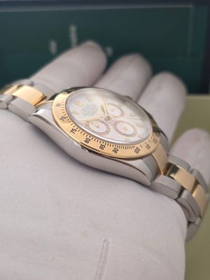 Rolex Daytona Chronograph 116523 Watch White Dial, box/booklets