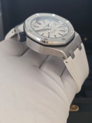 Audemars Piguet 15710ST Royal Oak Offshore White - 2019 Full Set, Super Example