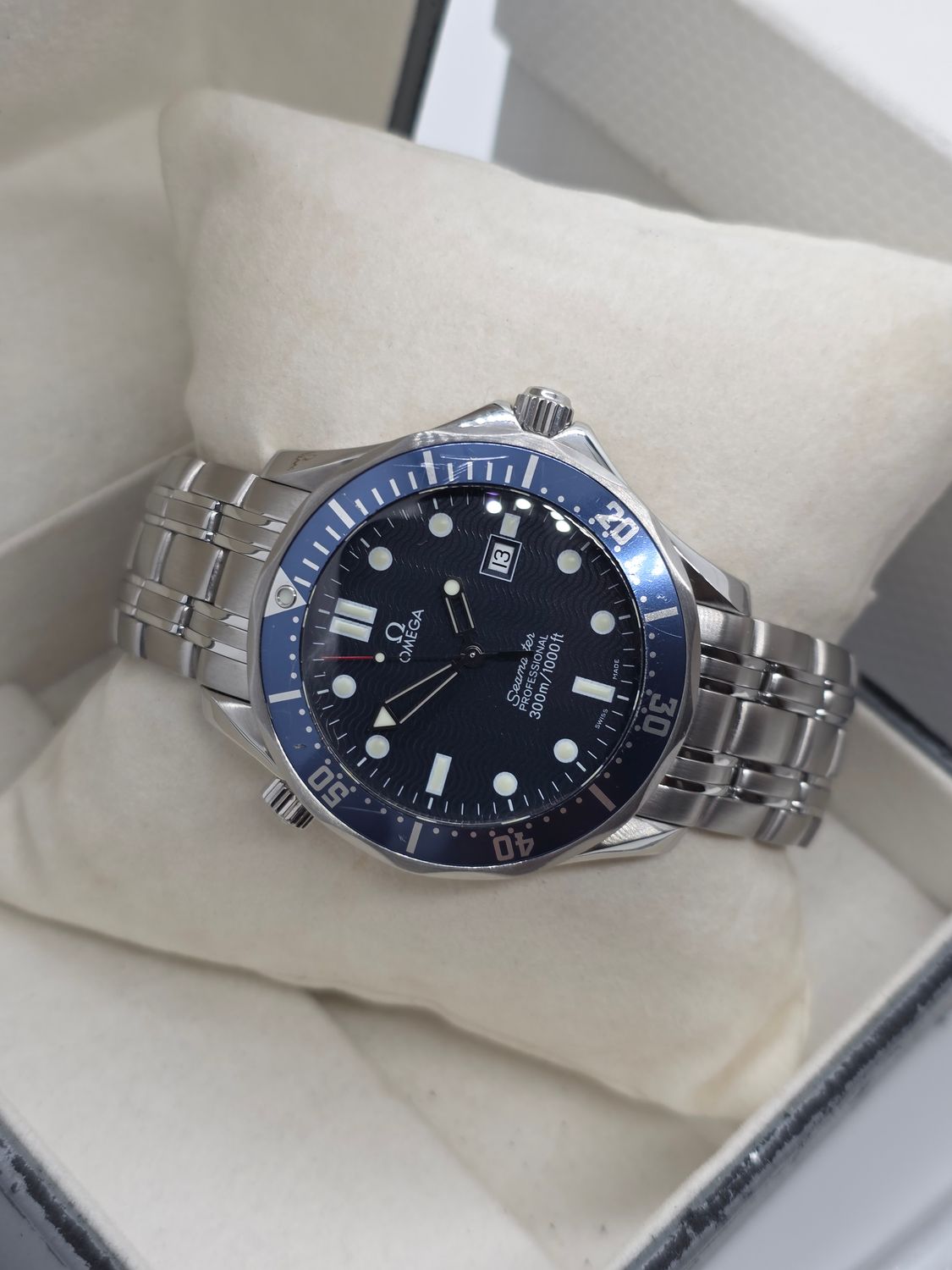 Omega Seamaster Professional 300m Blue Watch, Ref: 2541.80.00 C.1998