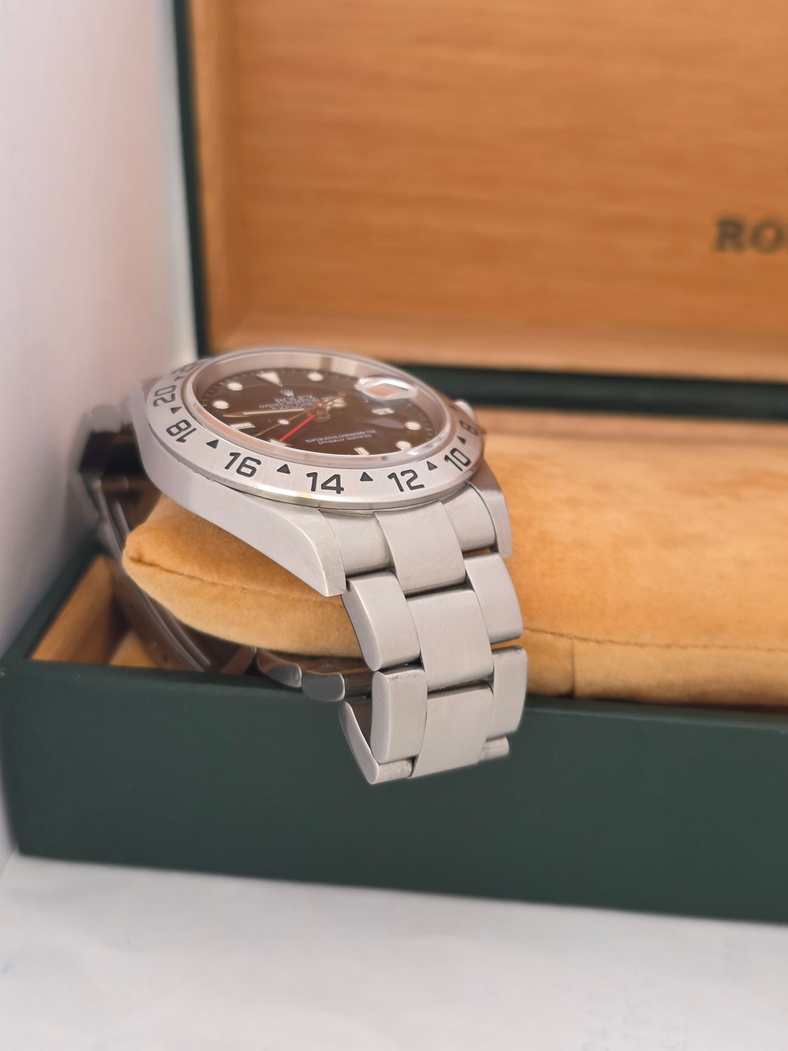 Rolex Explorer II 16570 Watch, Black Dial, 2007 Full Set, Excellent Condition
