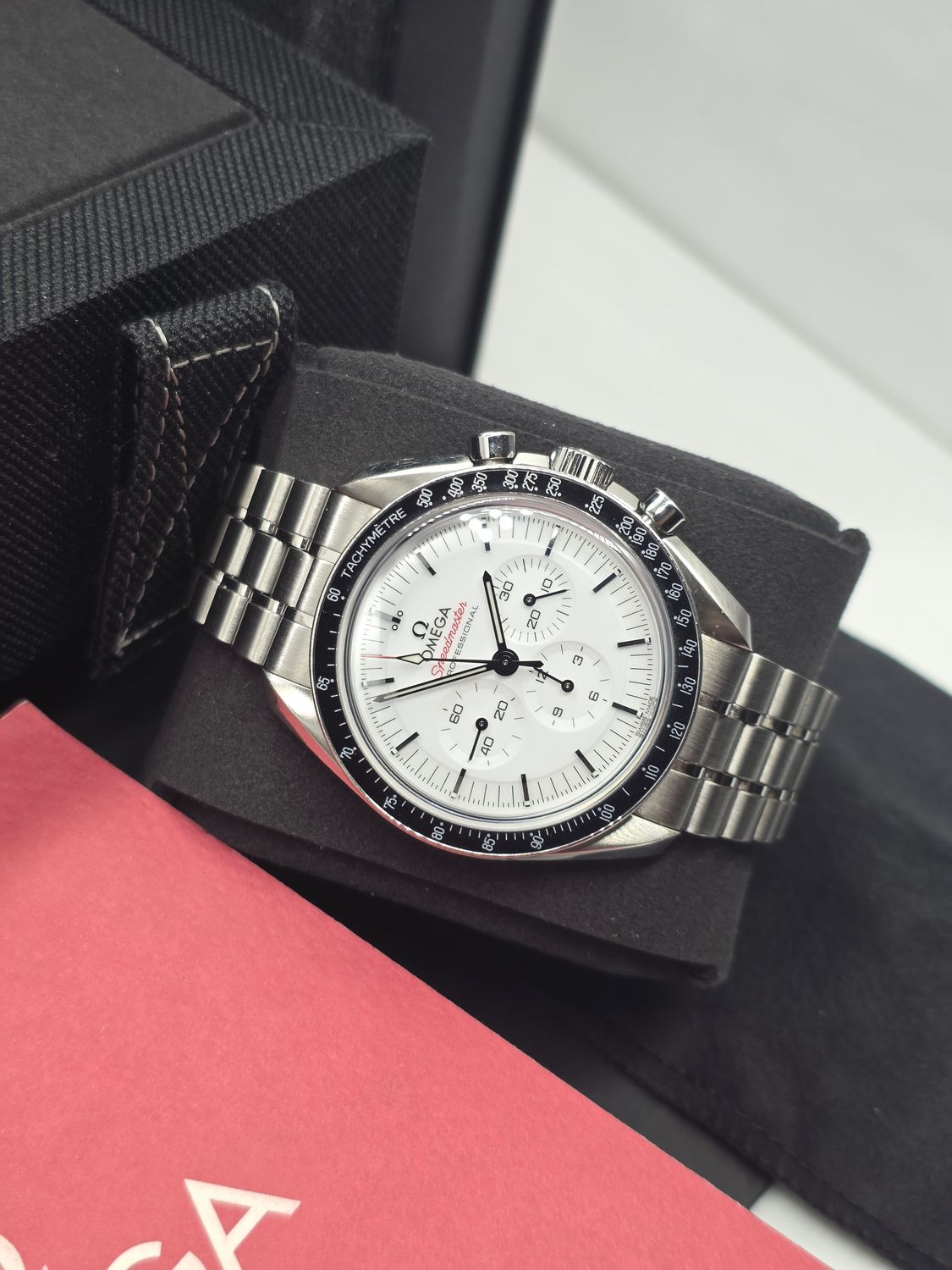 OMEGA Speedmaster Professional 310.30.42.50.04.001 Moonwatch White 2025 Full Set