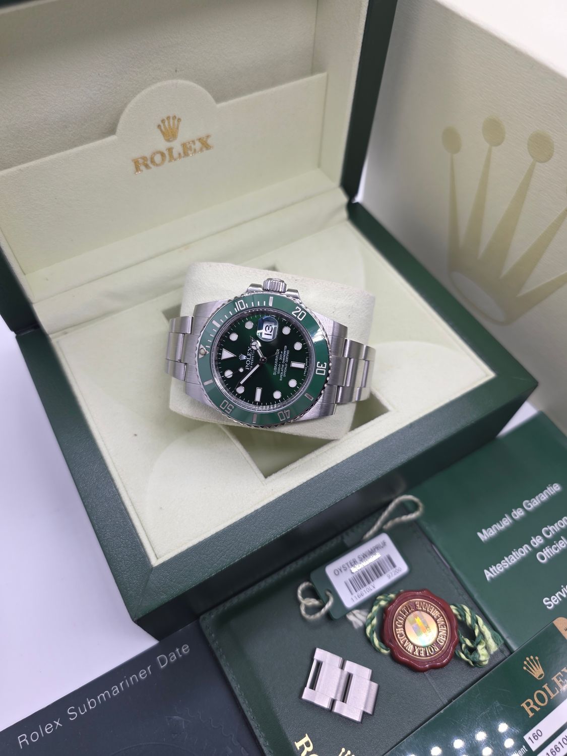 Rolex Submariner Date 116610LV Watch, Green Hulk, 2012 Full Set