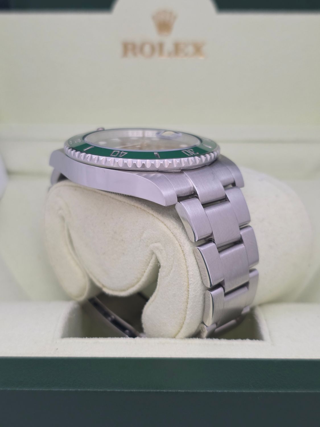 Rolex Submariner Date 116610LV Watch, Green Hulk, 2012 Full Set