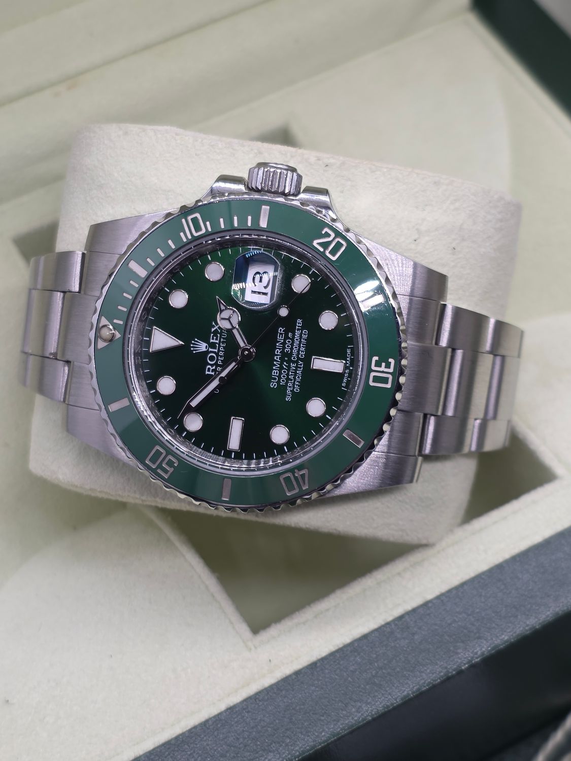 Rolex Submariner Date 116610LV Watch, Green Hulk, 2012 Full Set