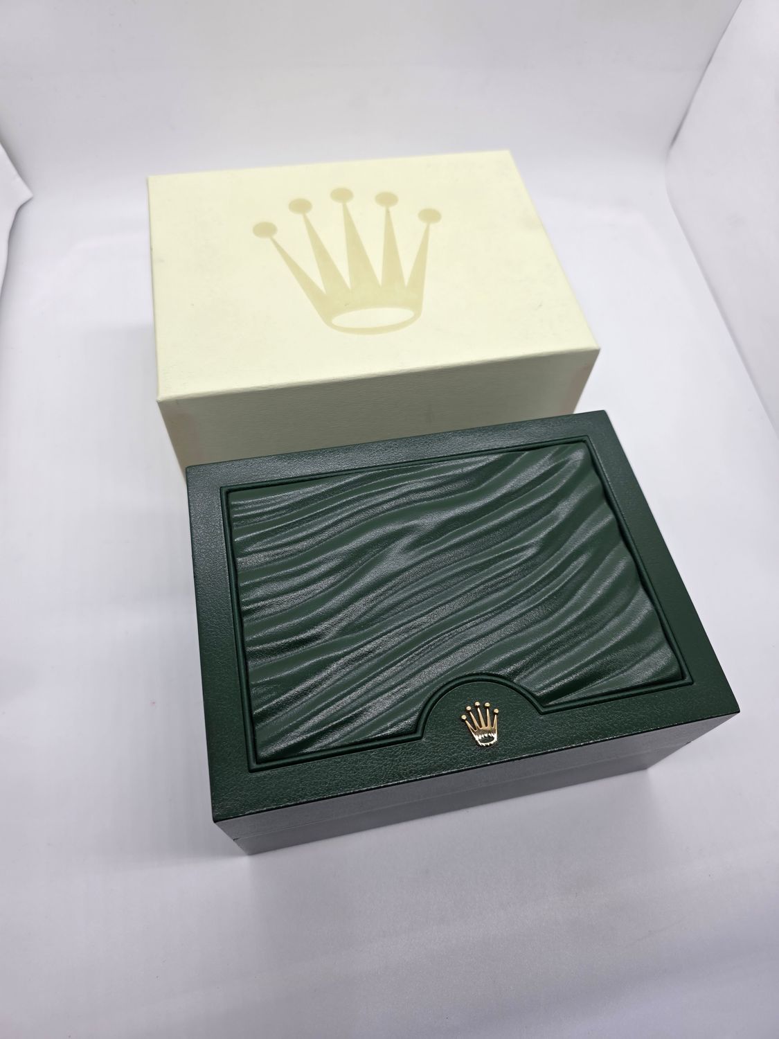 Rolex Submariner Date 116610LV Watch, Green Hulk, 2012 Full Set