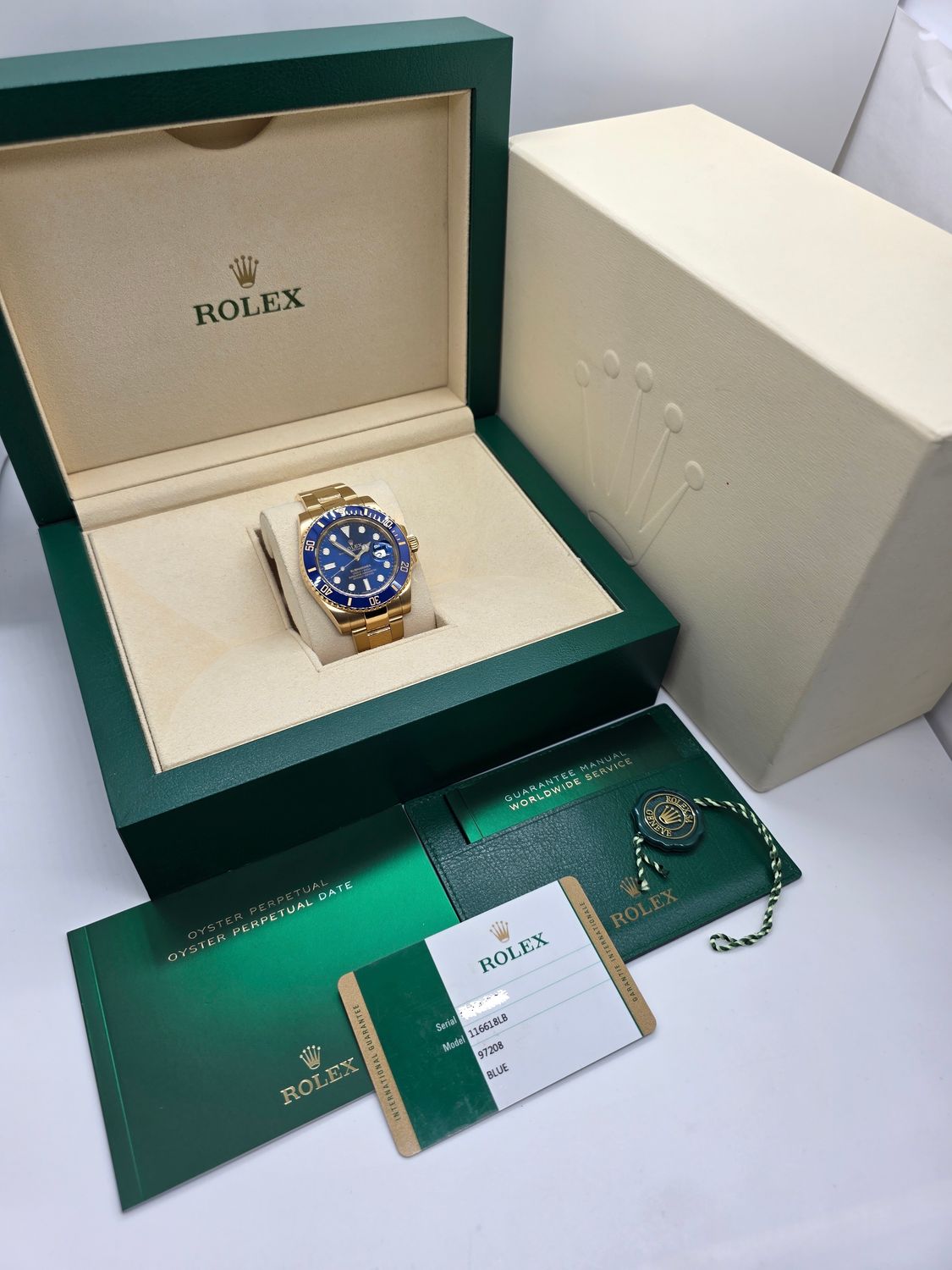 Rolex Submariner Date 116618LB, 18K Gold Bluesy 2017 Box &amp; Papers, Excellent Condition