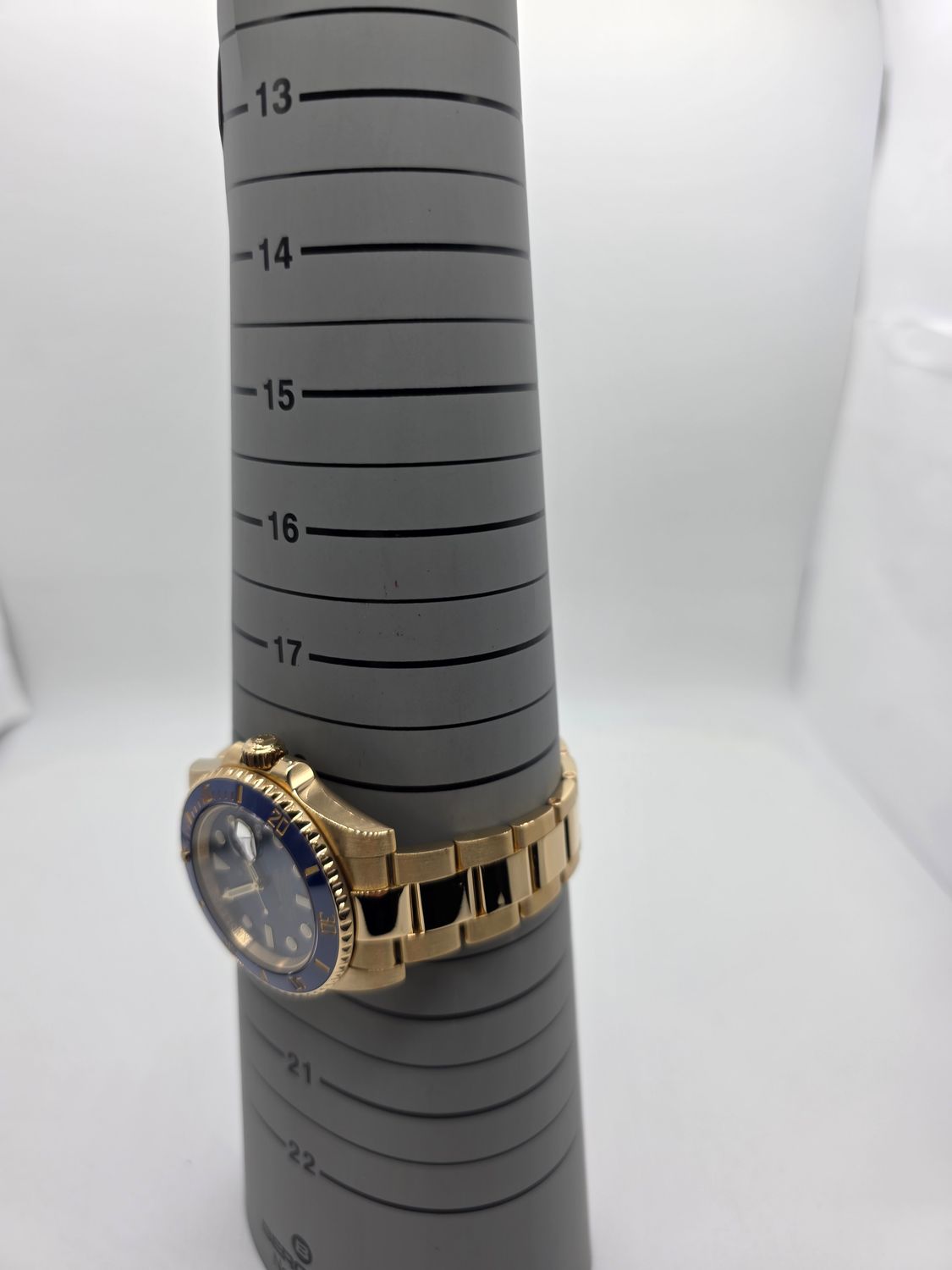 Rolex Submariner Date 116618LB, 18K Gold Bluesy 2017 Box &amp; Papers, Excellent Condition