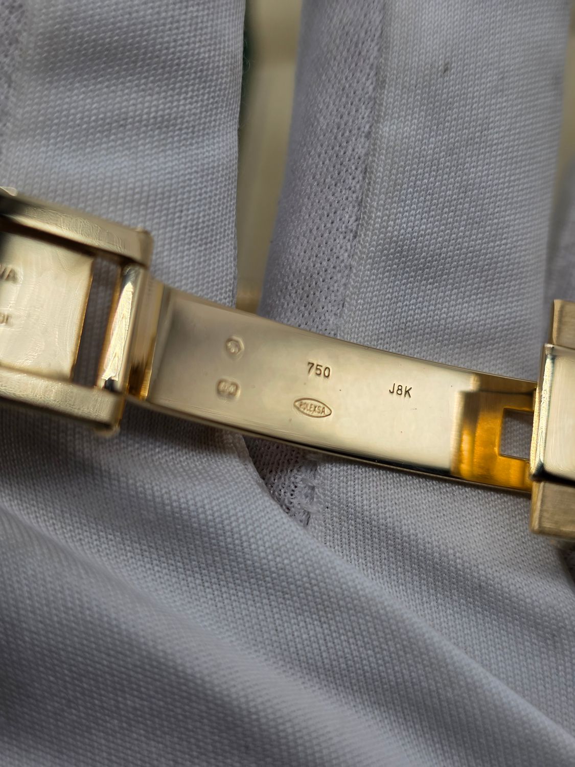 Rolex Submariner Date 116618LB, 18K Gold Bluesy 2017 Box &amp; Papers, Excellent Condition