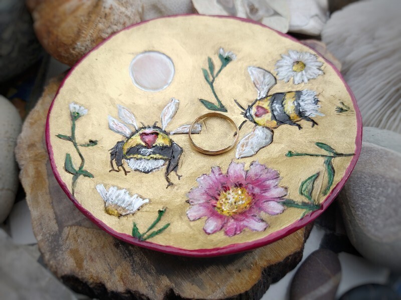 Love Bees Trinket Dish