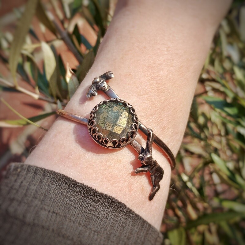 The Hare and the LoveBee Basking in the Sun Bracelet