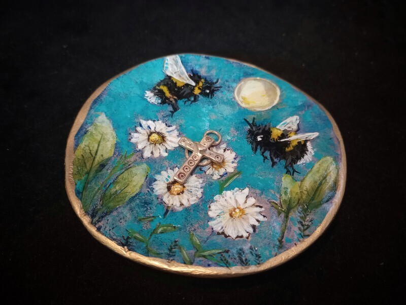 Bees in Daisies Trinket Dish