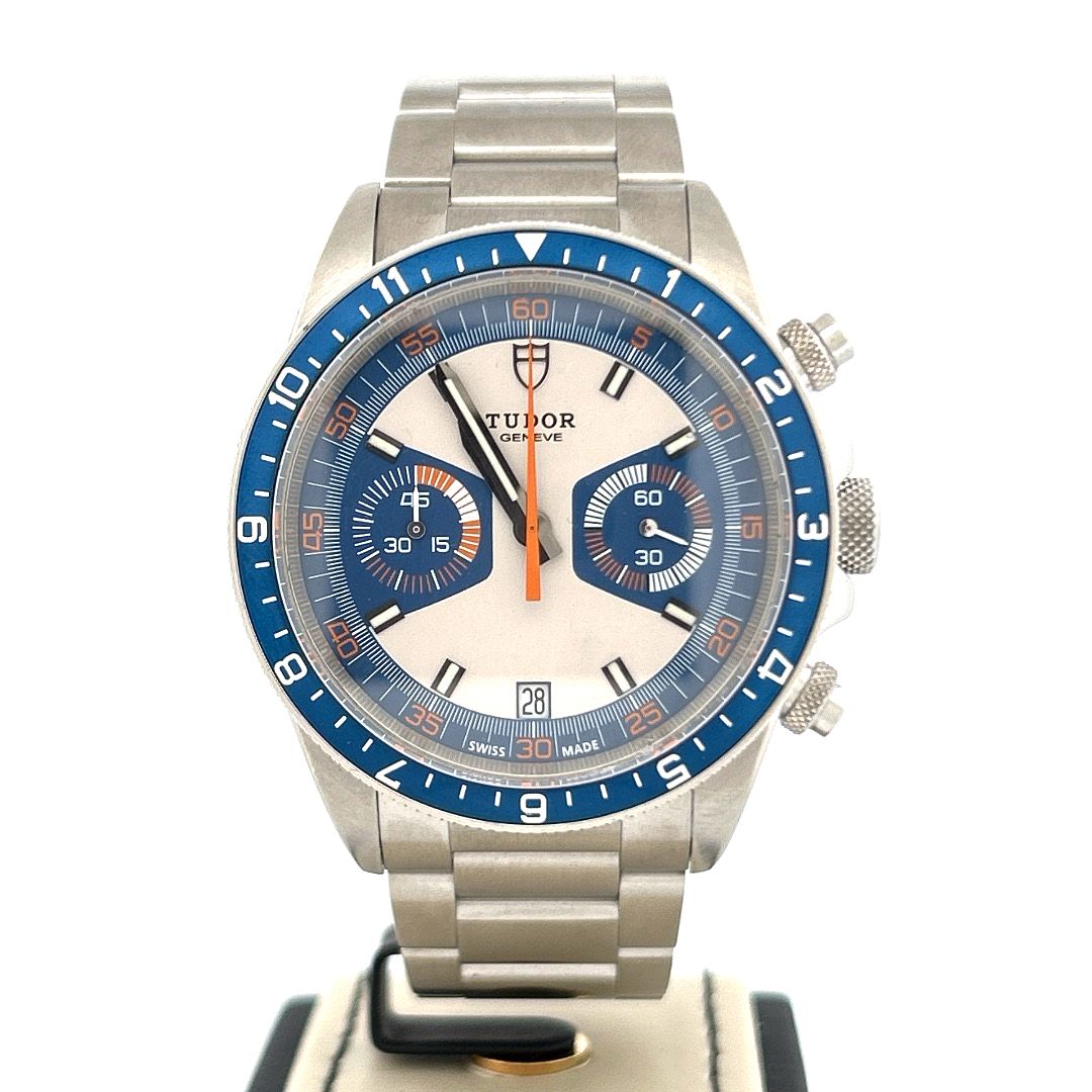 Tudor Heritage Chrono Blue
Chronograph Blue Dial &amp; Bezel | Steel 42MM Watch | B&amp;P2016 MINT Condition