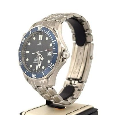 Omega Seamaster Diver 300 M Professional James bond Box only very good condition Used (Very good) | Original box | No original papers