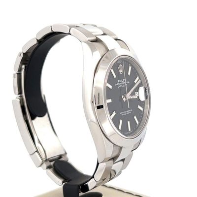 Rolex Datejust 41 41MM Steel Smooth Bezel Oyster Bracelet Black Dial B&amp;P 2021 Used (Very good) | Year of production 2021 | Original box | Original papers