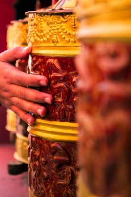 Tibetan Prayer Wheel - Mani 10&quot; (With out Color and Mantra)