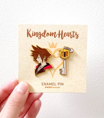 Kingdom Hearts - Sora + Keyblade - Hard enamel pin