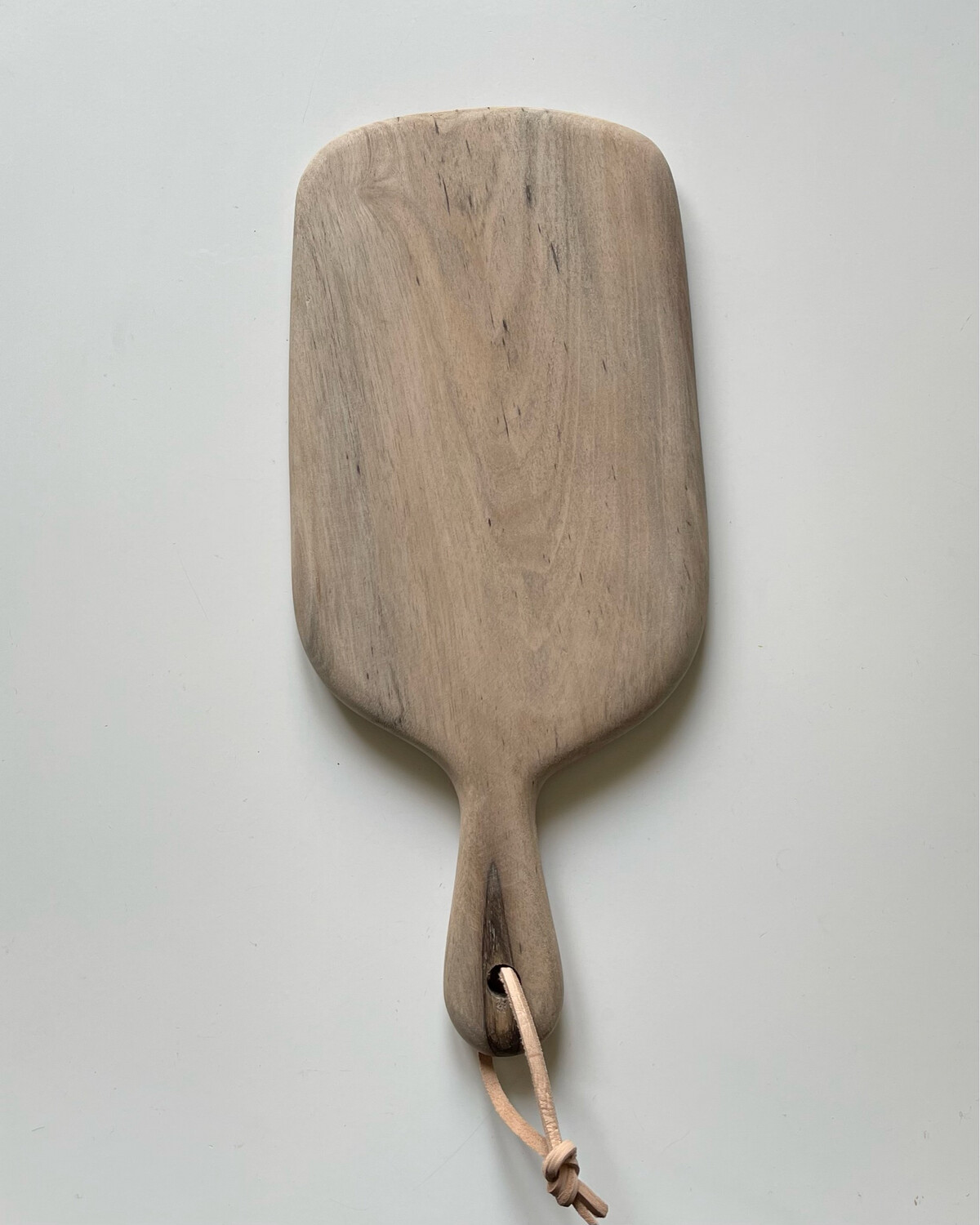 胡桃の木のカッティングボード⑤ 全長29cm