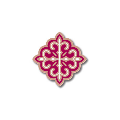 Значок с Казахским орнаментом «Төртқүлақ» в розовом золоте Maroon
