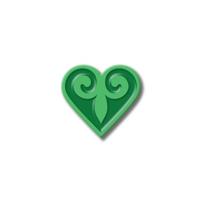 Значок с Казахским орнаментом «Сердце» Green