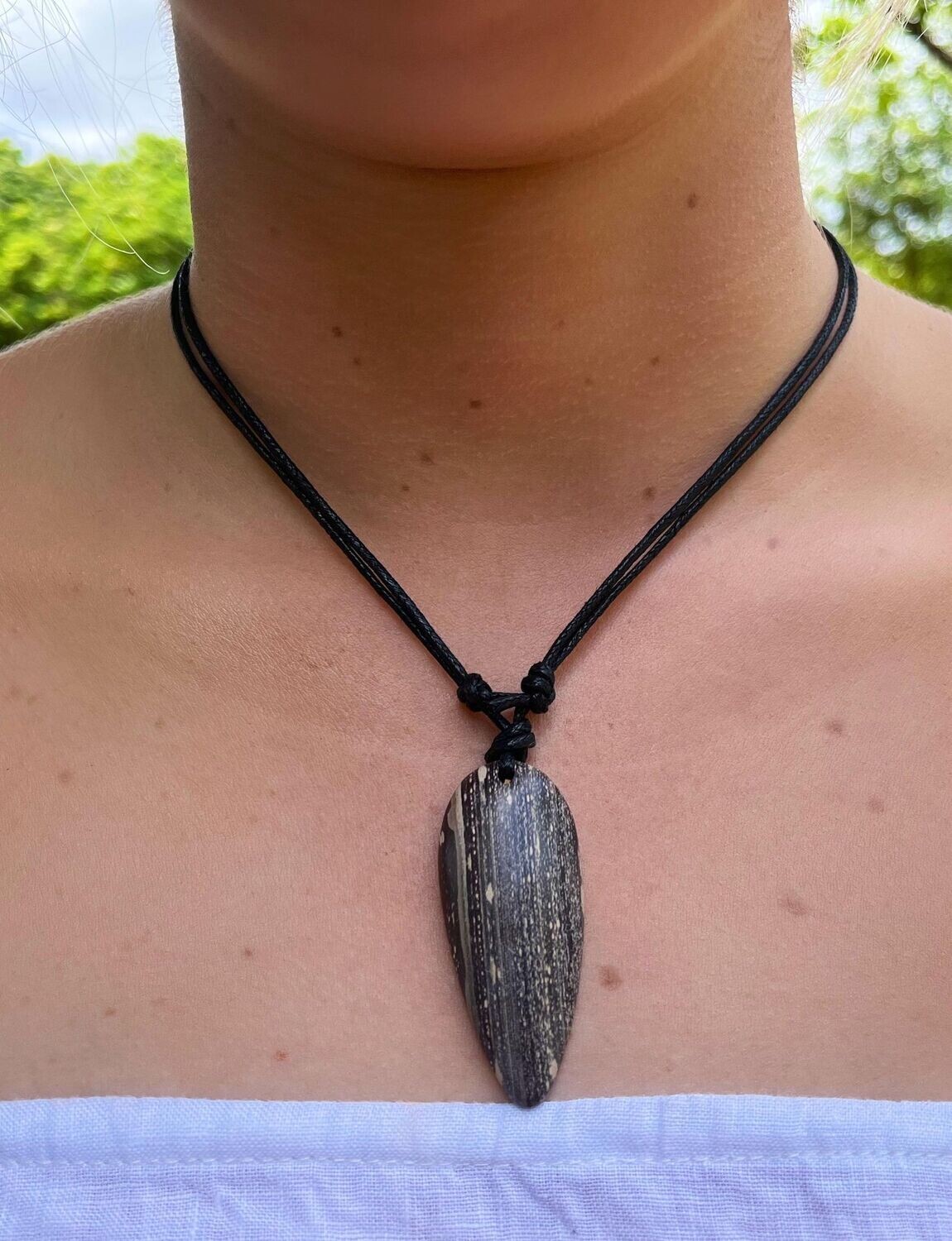 Adjustable Ribbon Stone Pendant