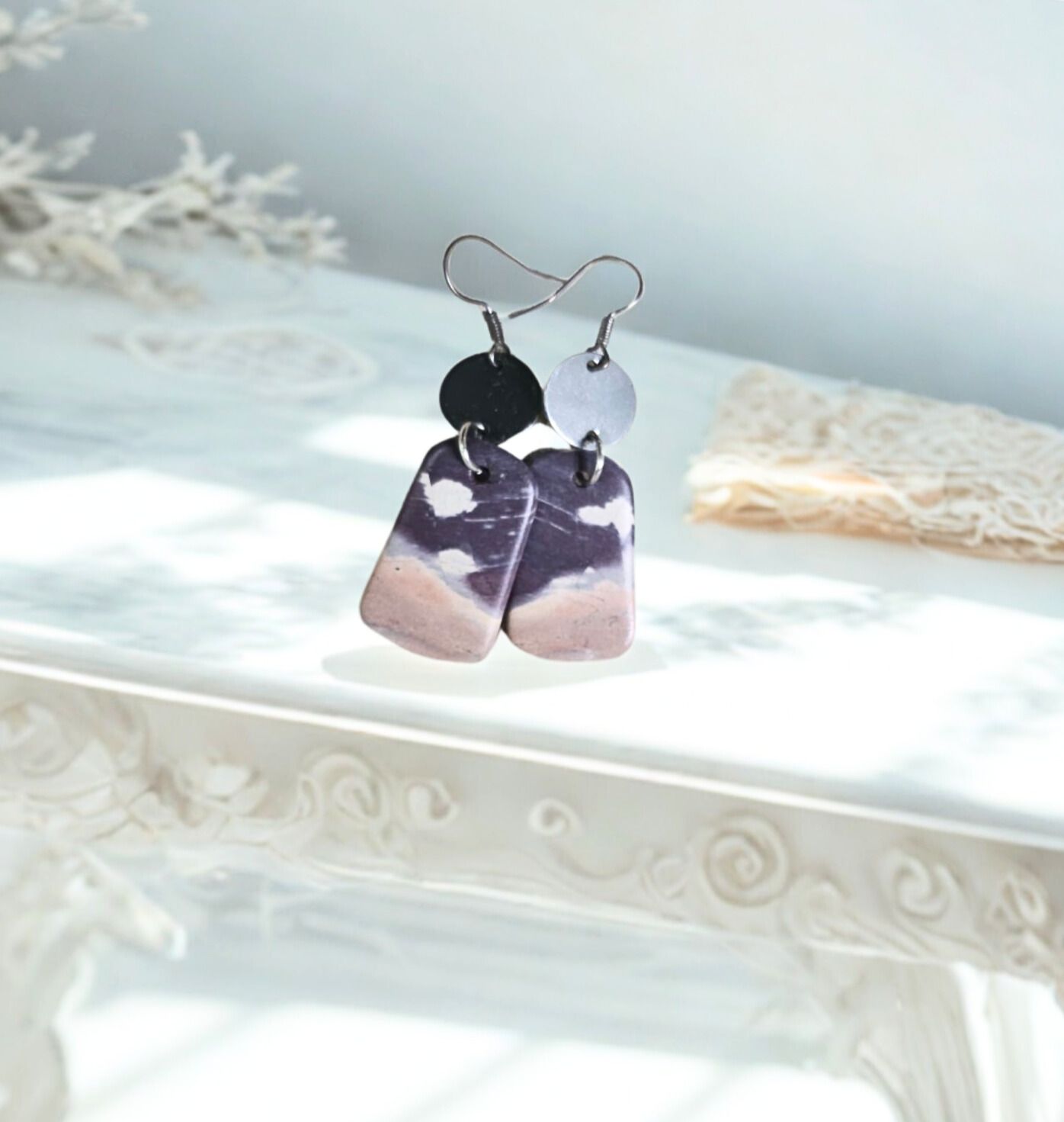 Ribbon stone Earrings