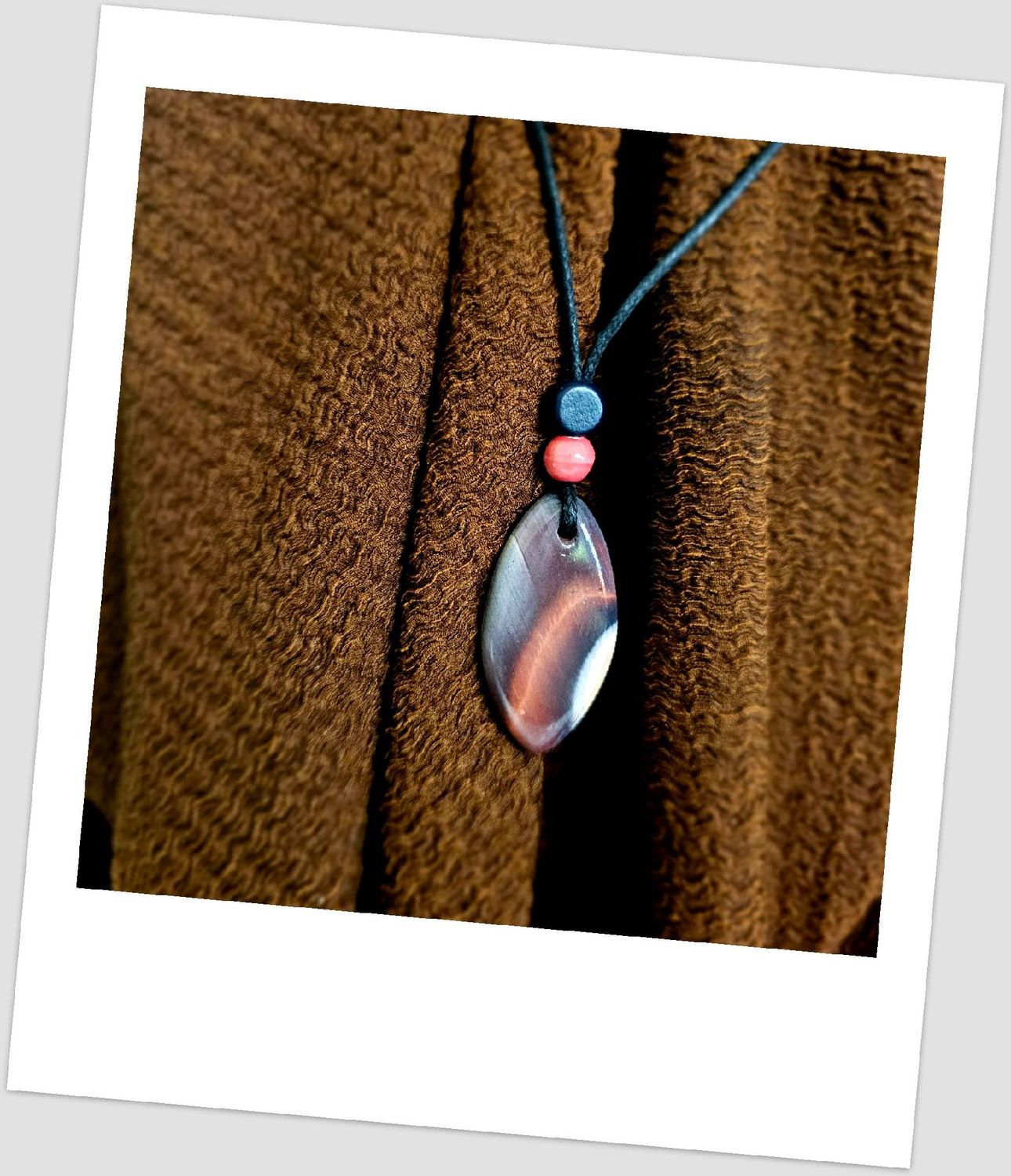 Ribbon stone Pendant – East Kimberley Unique