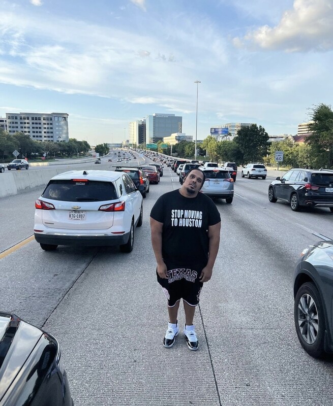 STOP MOVING TO HOUSTON - T-Shirt