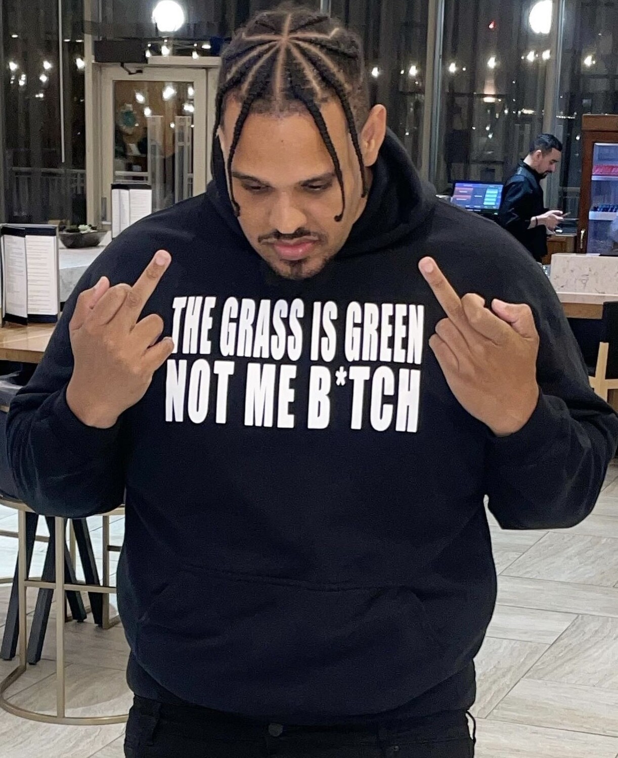 THE GRASS IS GREEN NOT ME - T-Shirt
