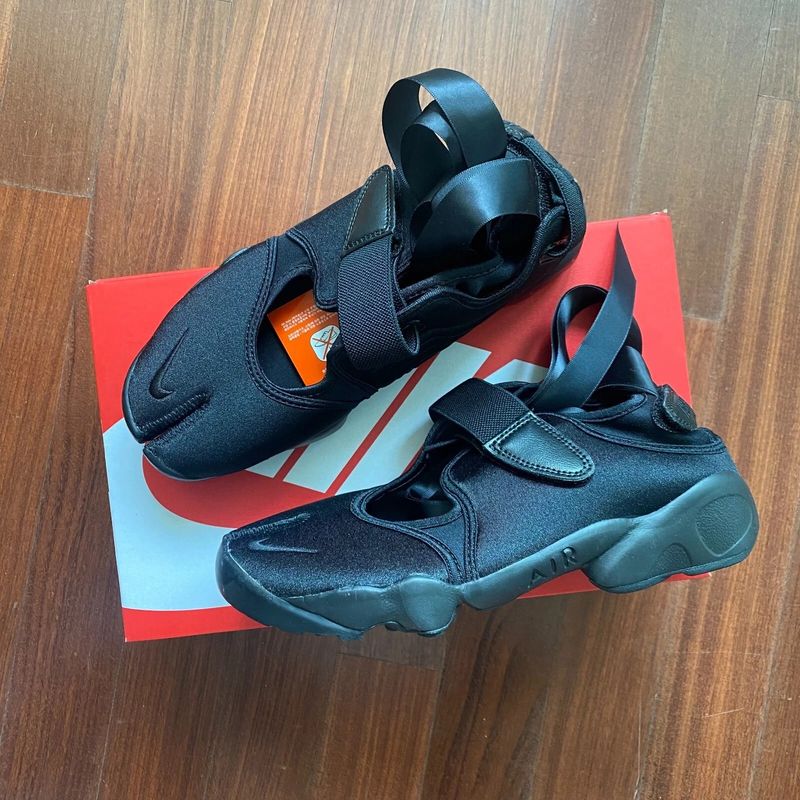 Nike Air Rift Triple Black Womens