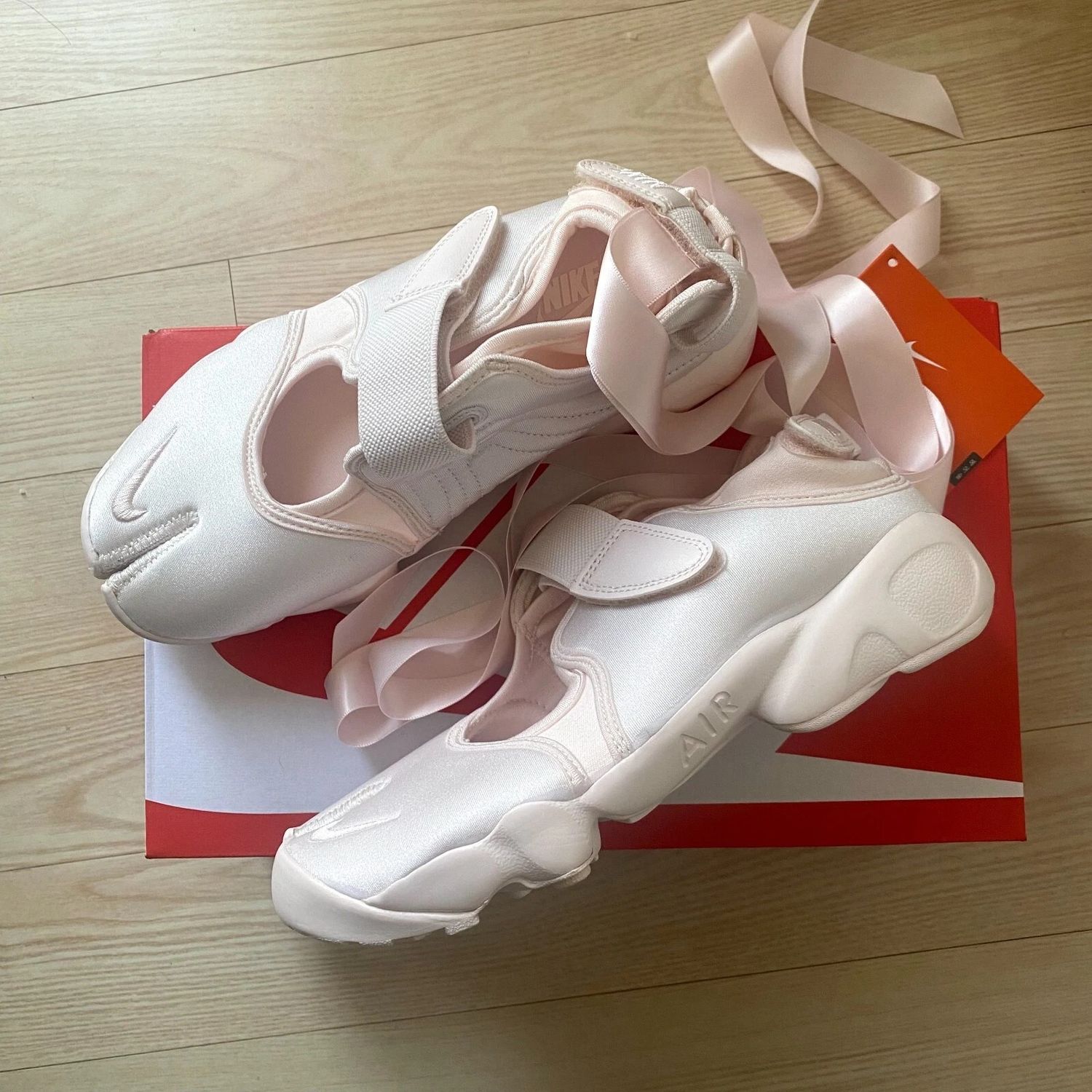 Nike Air Rift SE Ballet Light Pink Womens