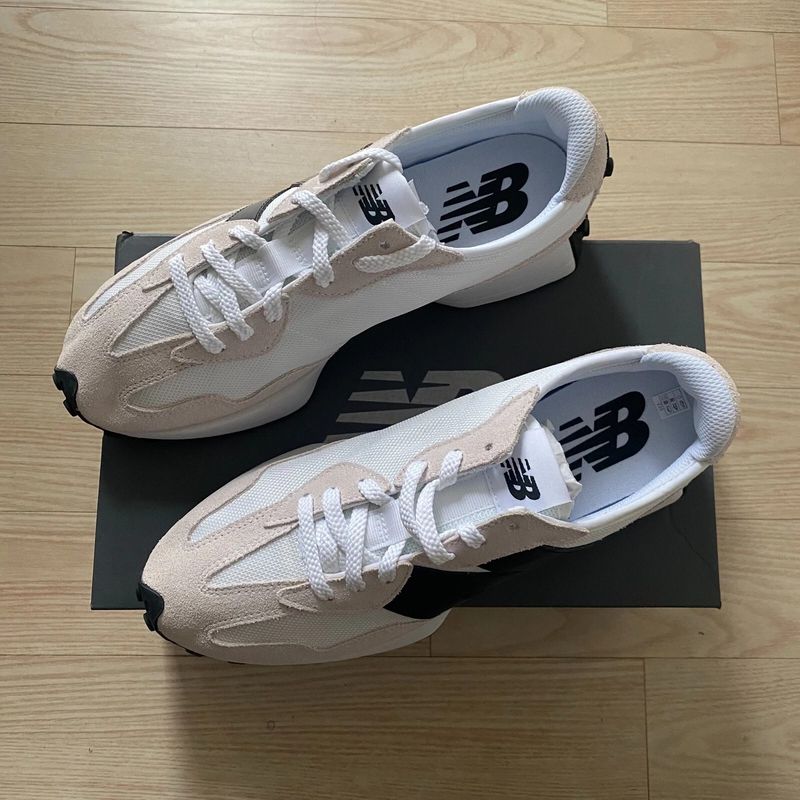 New Balance 327 White Black Womens New Balance 327 White Black Womens