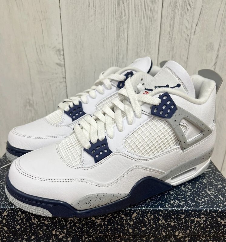 Air Jordan 4 Retro Midnight Navy Womens Size