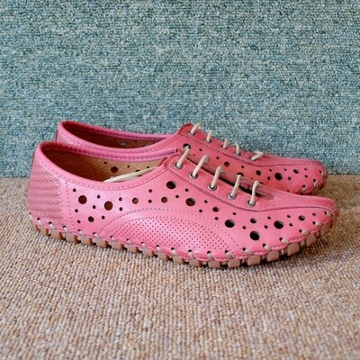Ladies Pink Tooled Leather Riva Flat Shoes - Size 4