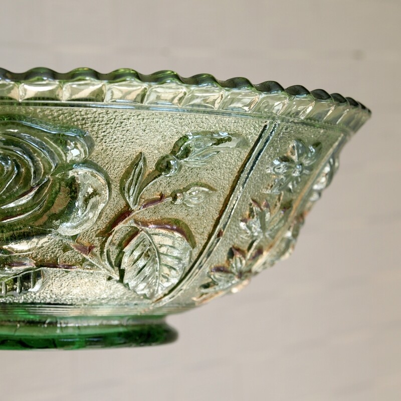 Vintage Imperial Glass Carnival Glass Helios Green Bowl