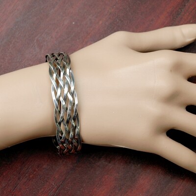 Ladies Or Mens Solid Silver Plaited Bangle 20g