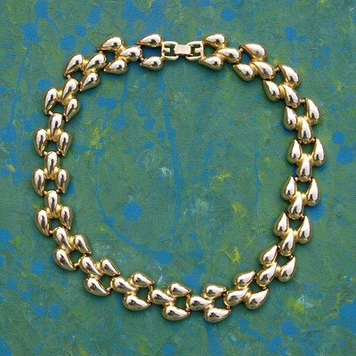 Ladies Vintage Chunky Goldtone Chain Necklace