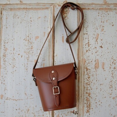 Ladies Small Brown Leather Crossbody Zatchels Bag