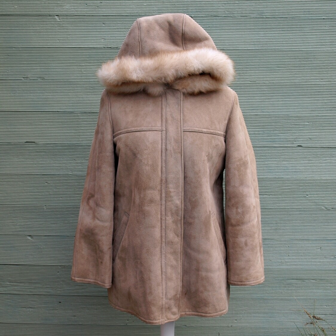 Gorgeous Ladies Warm Beige Sheepskin Hooded Morlands Coat 14