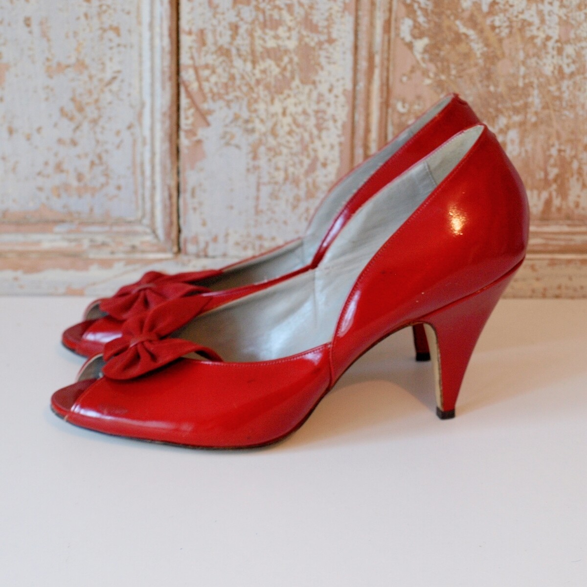 Ladies Red Patent Leather Bow High Heels by Holmes 5.5