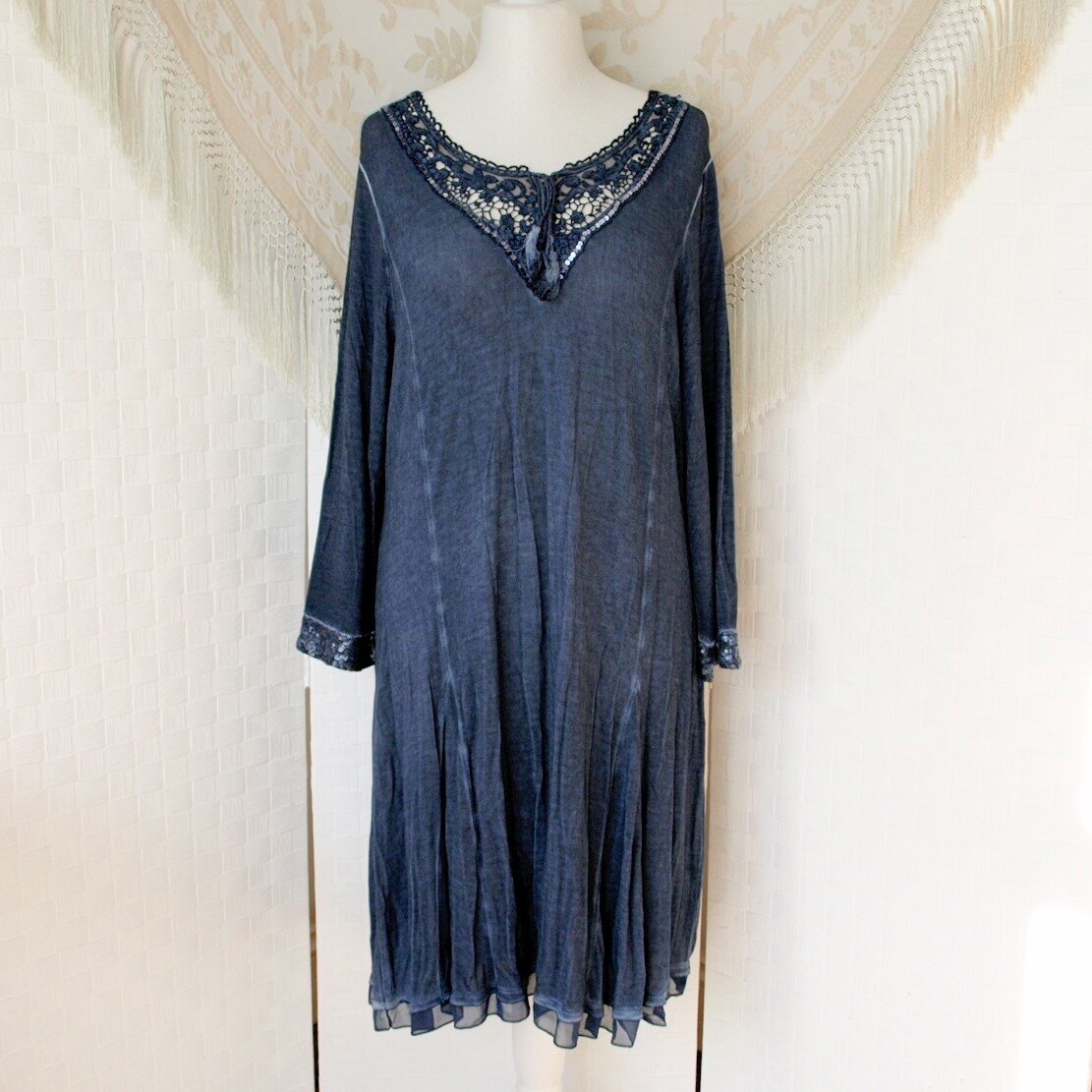 Ladies Blue Viscose Sequin Dress by Heine Size 22