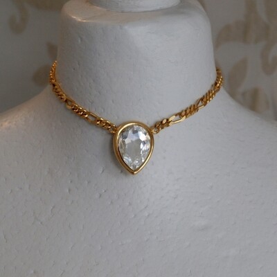 Ladies Vintage Goldtone & Rhinestone Pendant Choker Necklace
