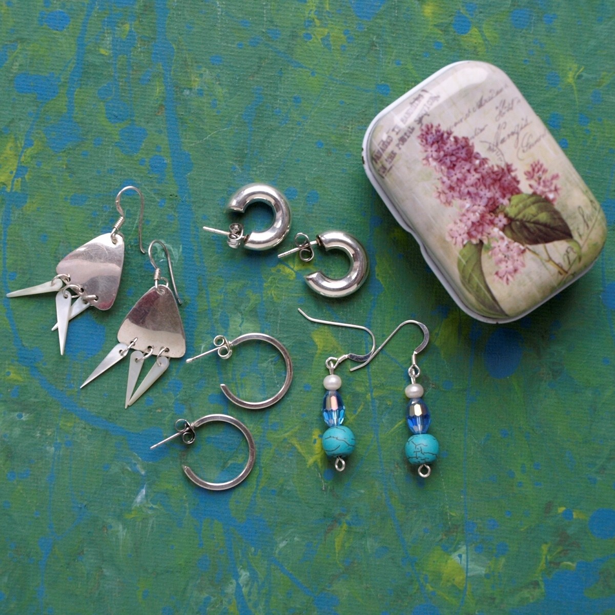 Four Pairs of Piereced Earrings - 925 Silver + Others + Tin
