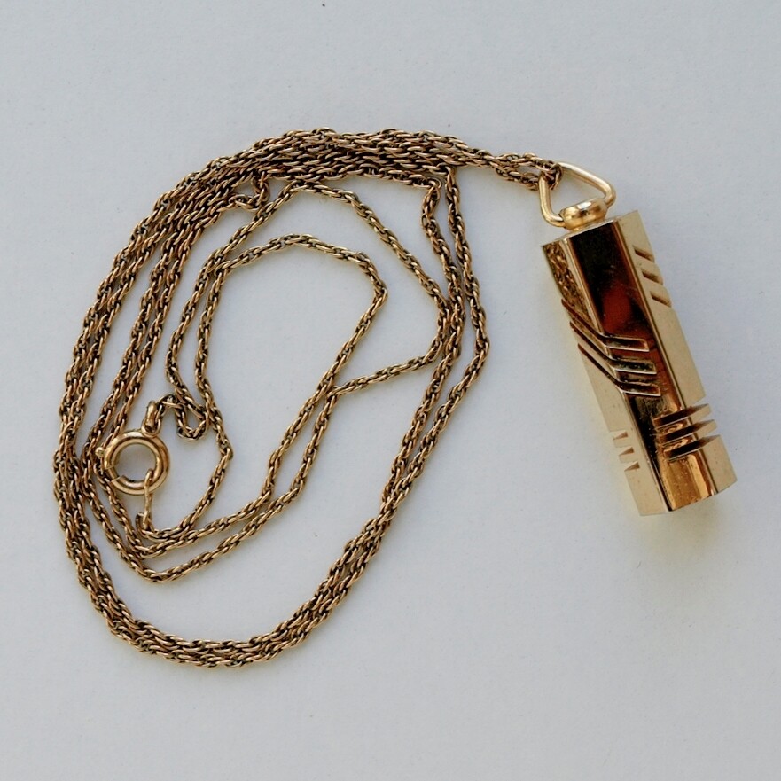 Ladies Vintage Goldtone Perfume Pomade Chain Necklace