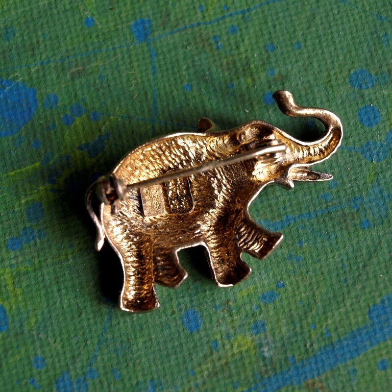 Vintage Silver La Monde Des Bijoux Elephant Brooch