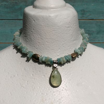 Solid Silver &amp; Aventurine Pendant Choker Necklace
