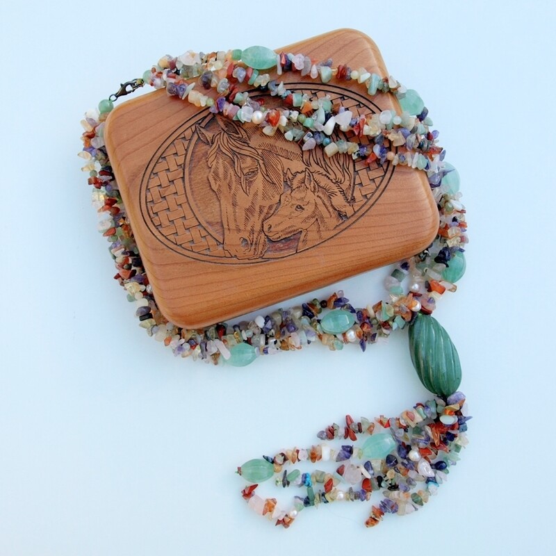 Long Multi-Strand Gemstone Pearl 925 Necklace in Wooden Horse Box